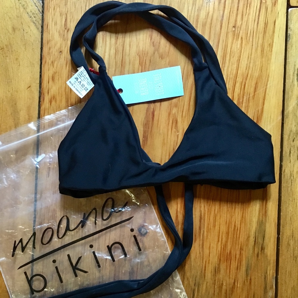 Moana bikini top *sold*