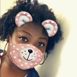 Meet your Posher, Latwanya