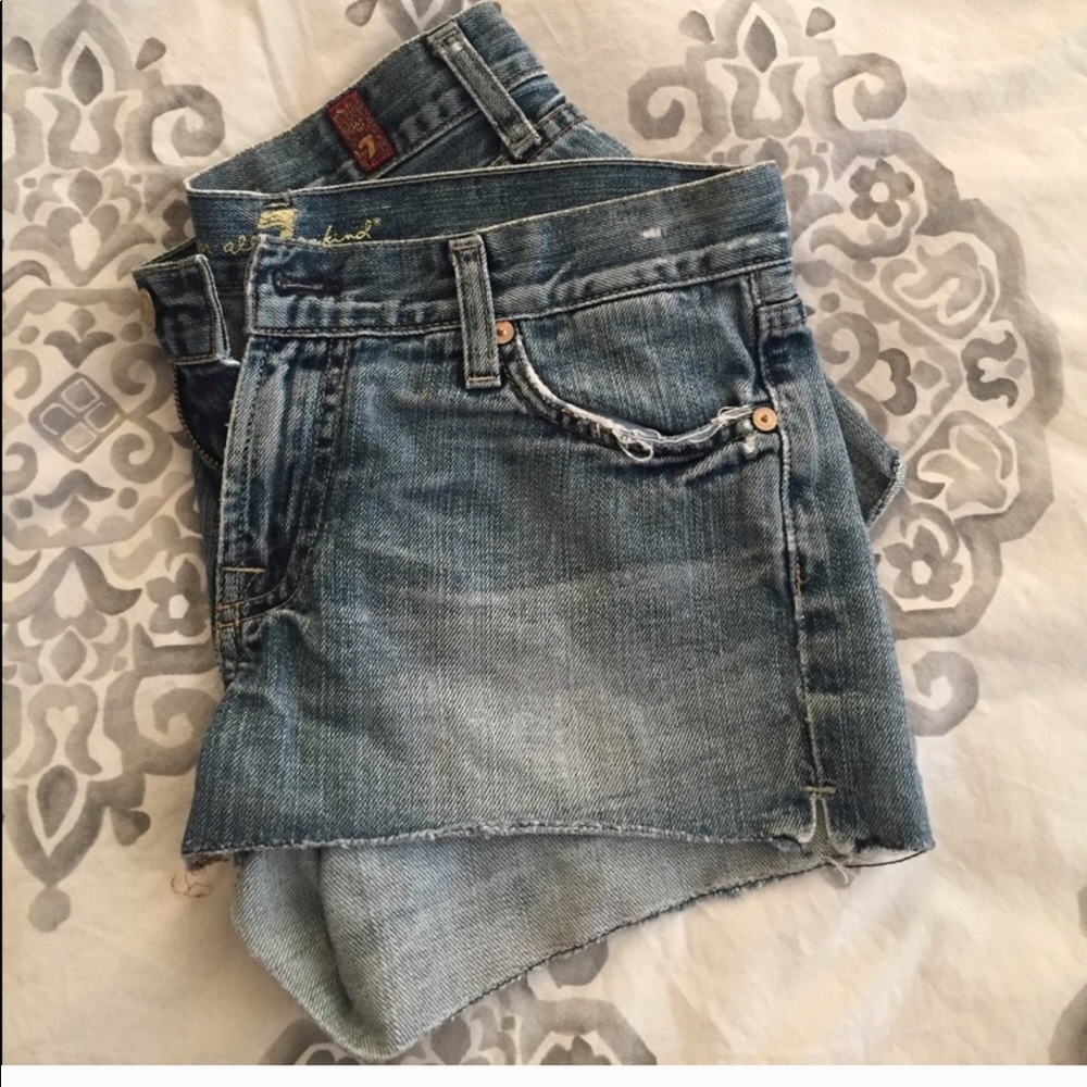 Boy short, cute off jeans, 7 for all man kind