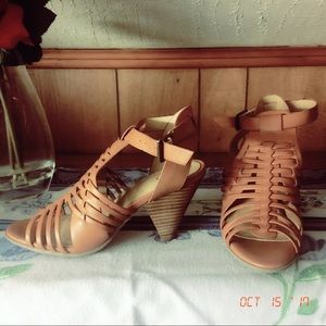 ⚡️FLASH SALE ⚡️Cognac wedge sandal