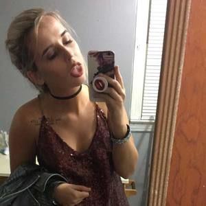 Meet your Posher, Mccayla