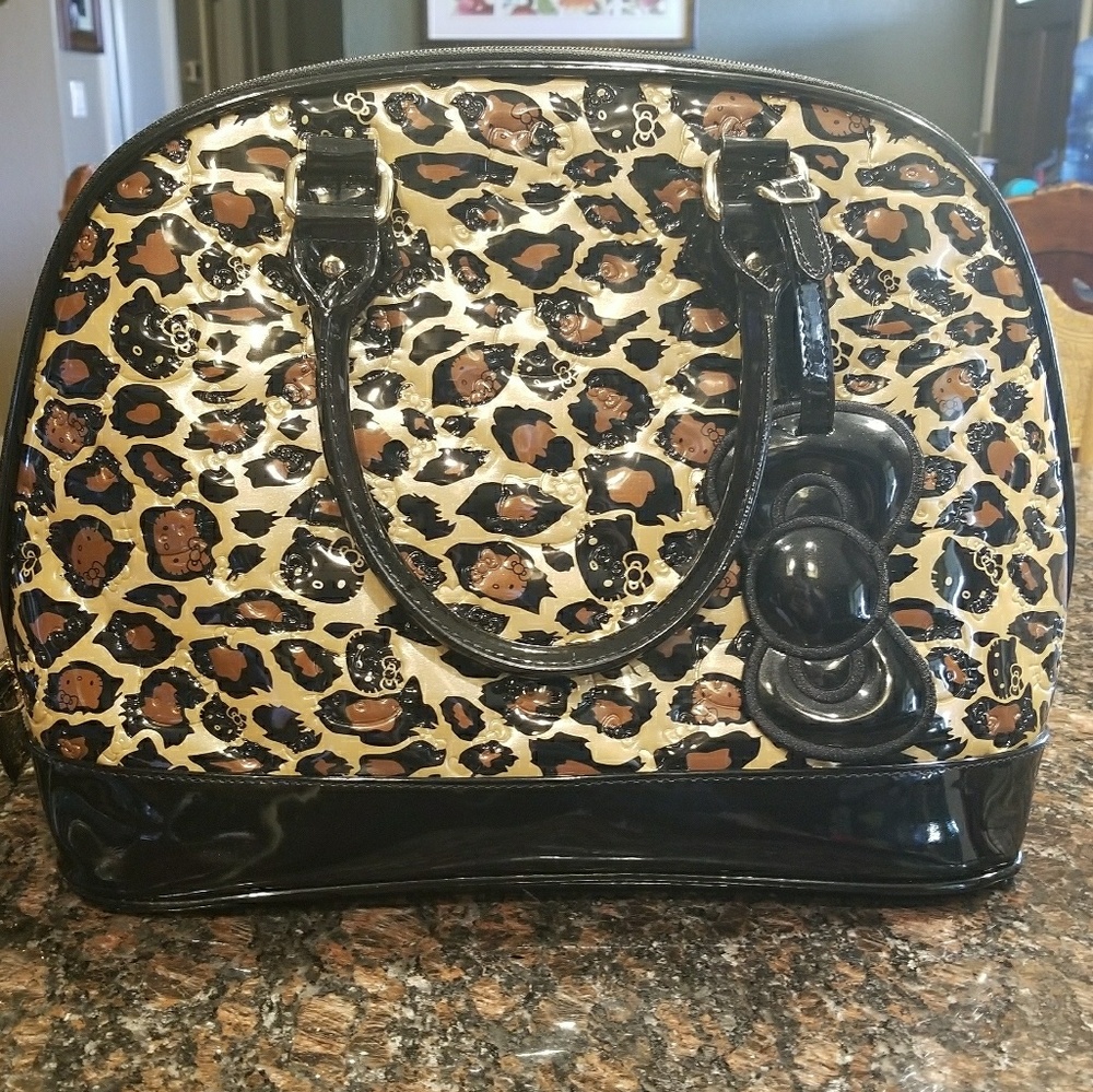 Loungefly Loves Hello Kitty leopard purse