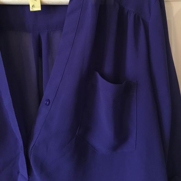 Royal blue blouse - Picture 3 of 5