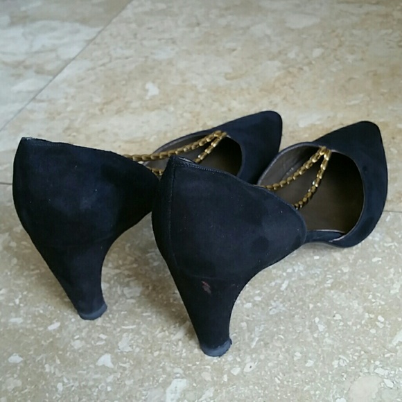 G0rGe0us PrEvAta g0ld StRap puMps - Picture 4 of 11