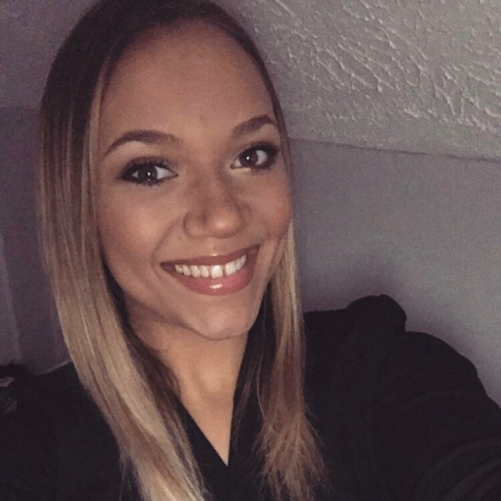 Meet your Posher, Cierra