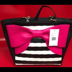 Betsey Johnson large bow tote