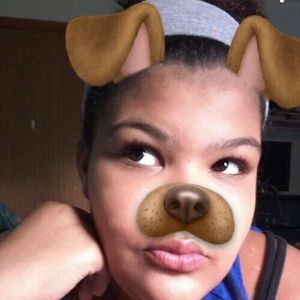 Meet your Posher, Desirae