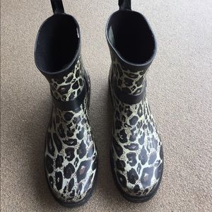 Rubber Booties by Capelli-Size 8