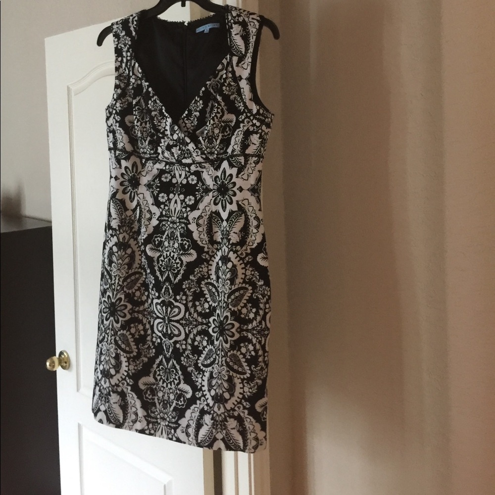 Black and white print dress