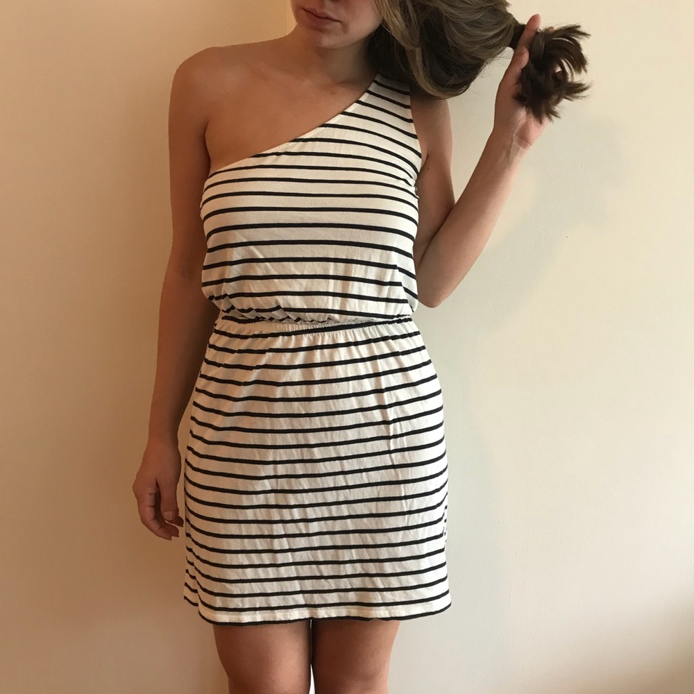 Forever 21 One Shoulder Stripped Dress
