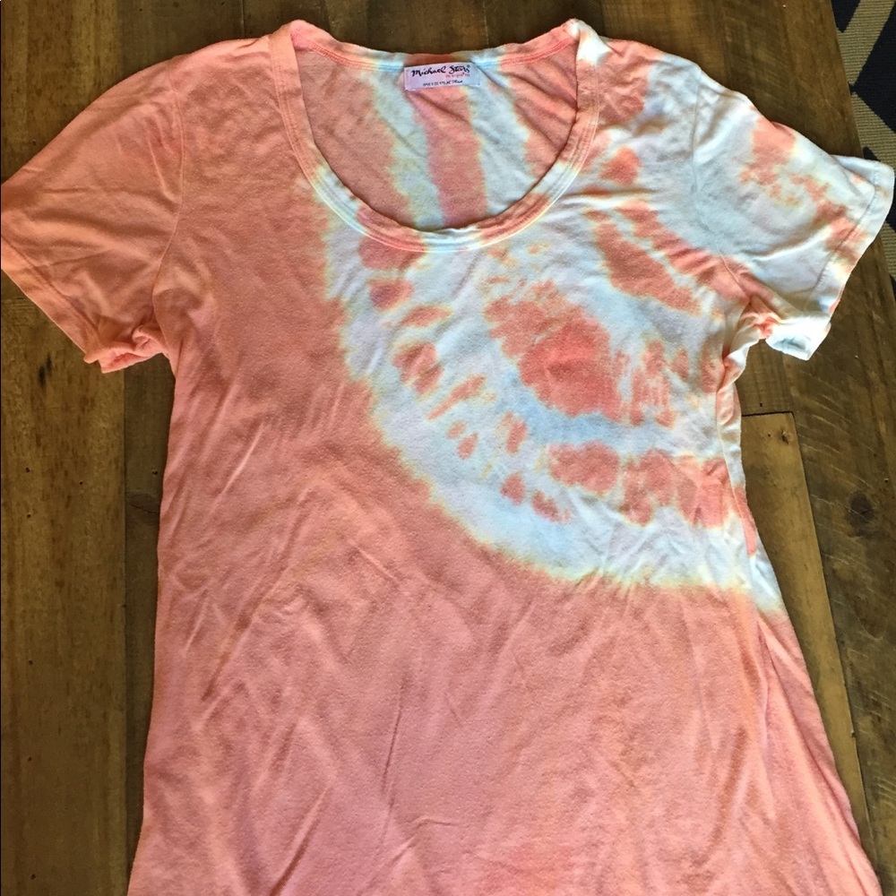 Michael Star tie died short sleeved tee.