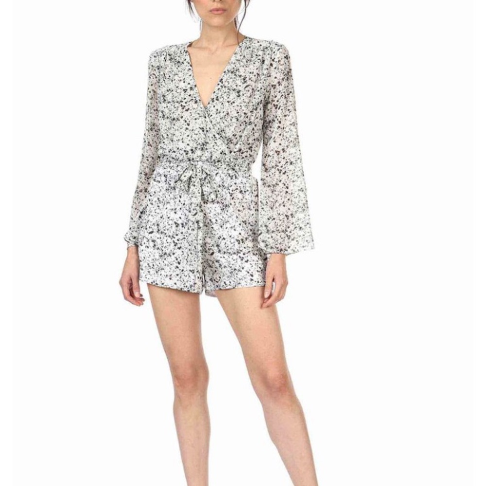 Bell sleeve printed romper