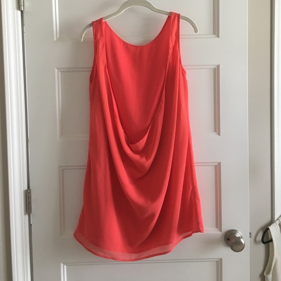 Coral backless swing dress - Picture 2 of 3