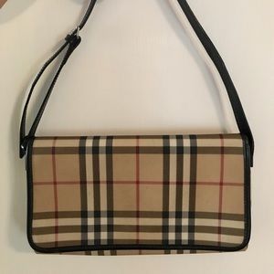 Burberry nova check handbag