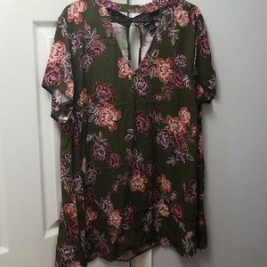 Olive top w choker neck