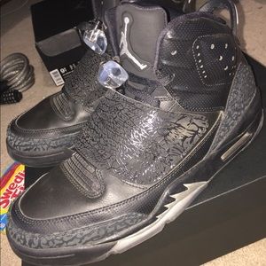 Jordan Son of Mars black