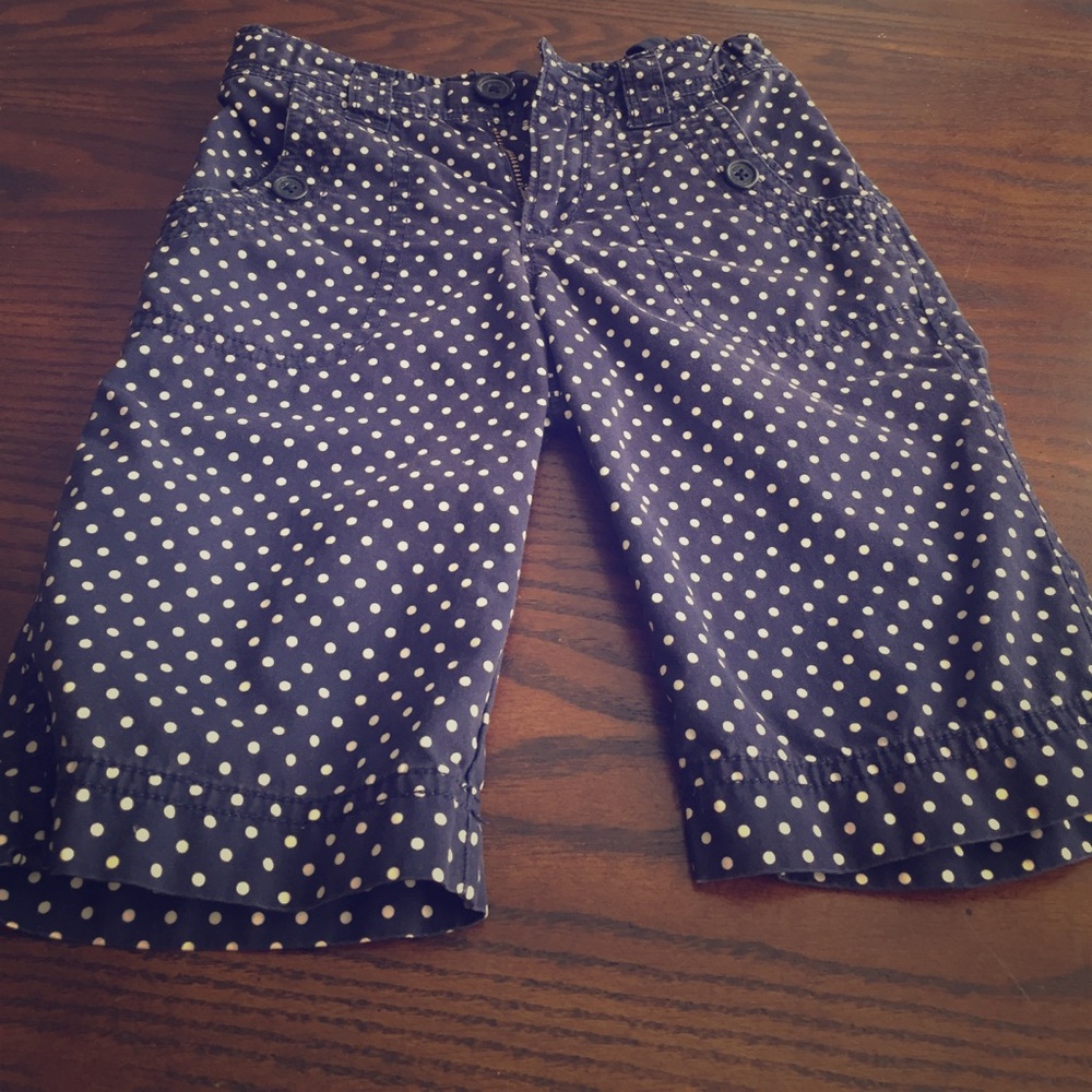 Gap polka dot long shorts