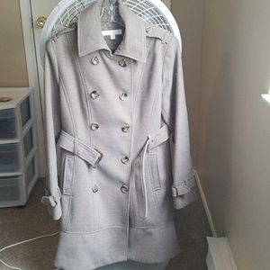 New York and Company Heavy Ruffle Trenchcoat sz L