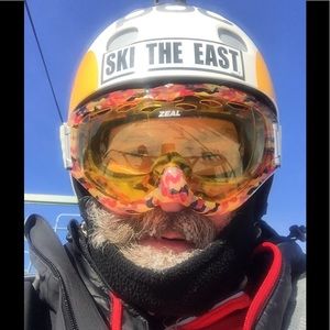 Meet your Posher, Derek