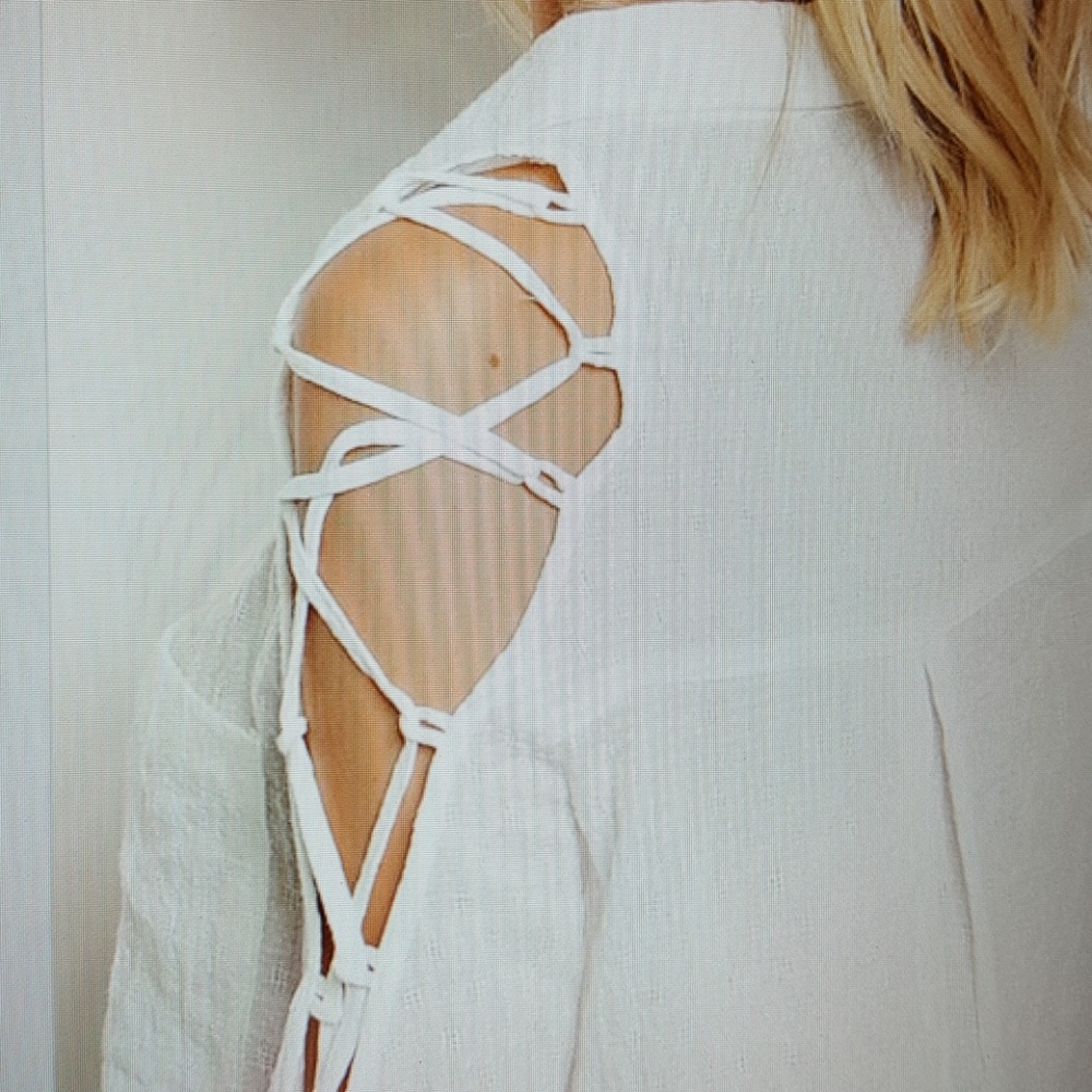 OFF WHITE TOP - Picture 2 of 3