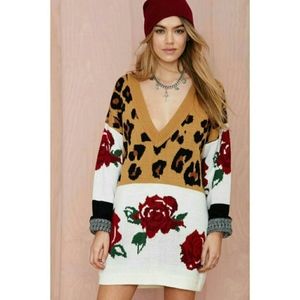 ✨ NASTY GAL KILLER INSTINCT SWEATER DRESS ✨