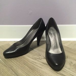 Black Leather High Heel Classic Pumps