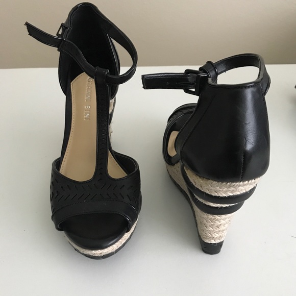 Gianni Bini wedges - Picture 3 of 3