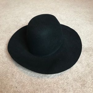 Black Aldo floppy hat