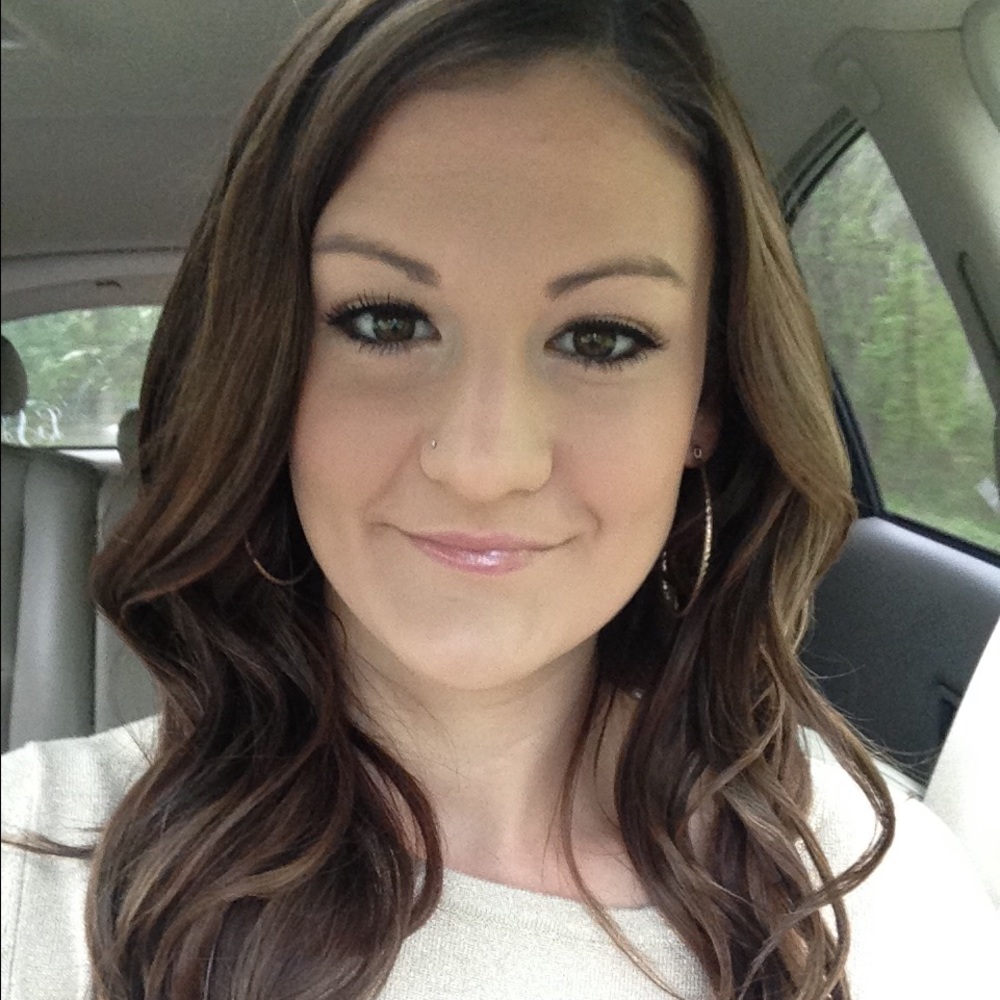 Meet your Posher, Lexi