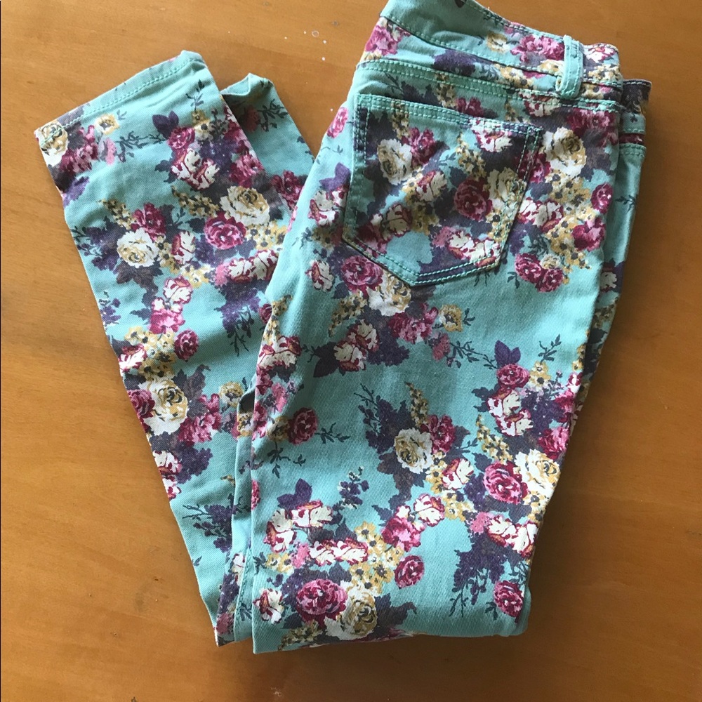 Floral print skinny jeans size 10