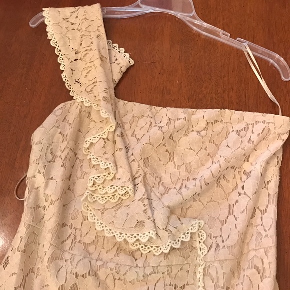 Size Small Savannah Rae - Picture 2 of 2