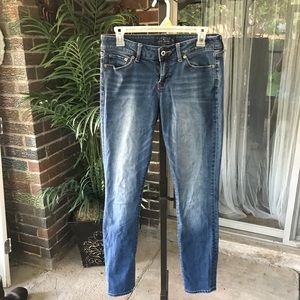 Lucky Brand skinny jeans light wash 6/28R