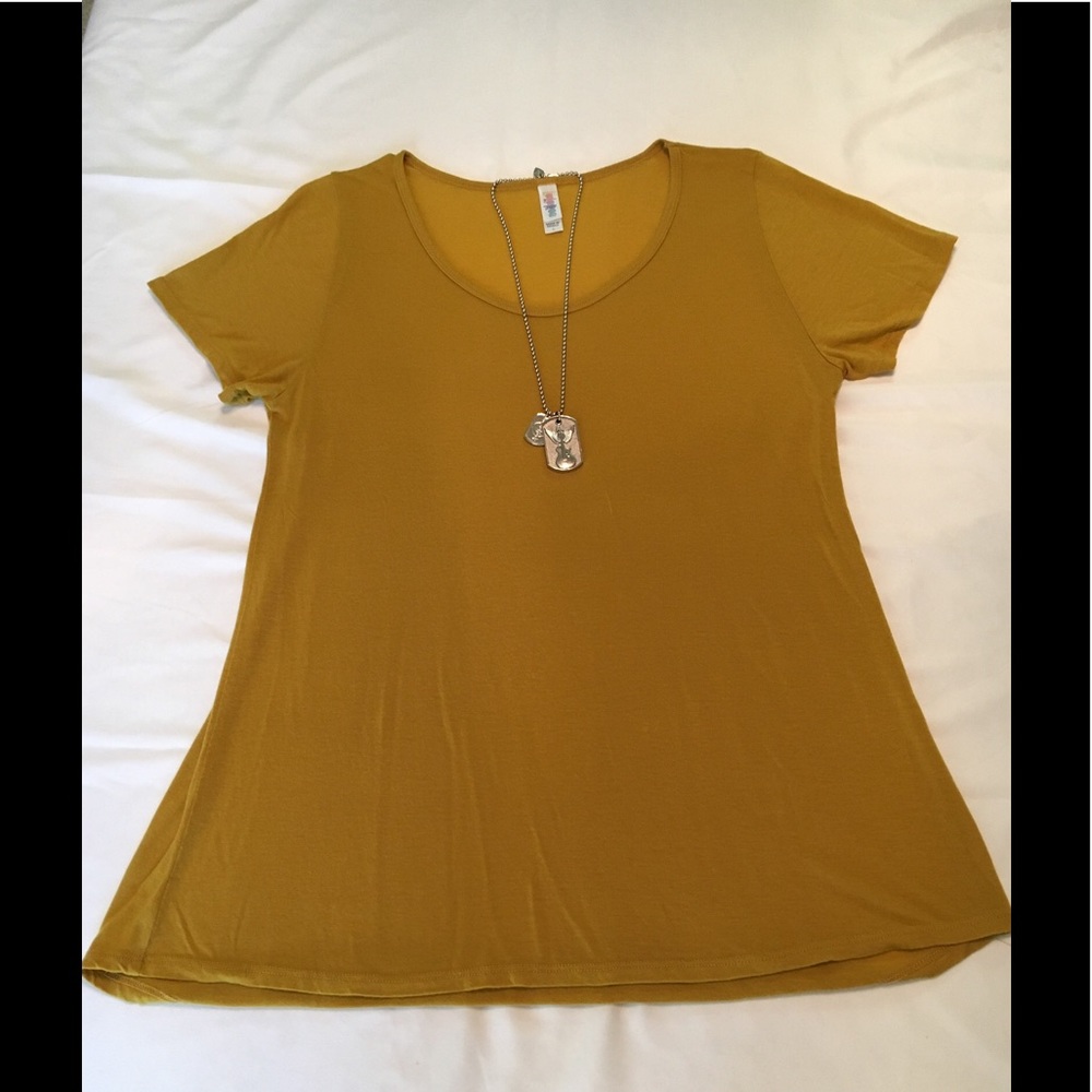 LuLaRoe Lg Classic T