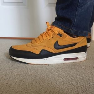 Nike air max one