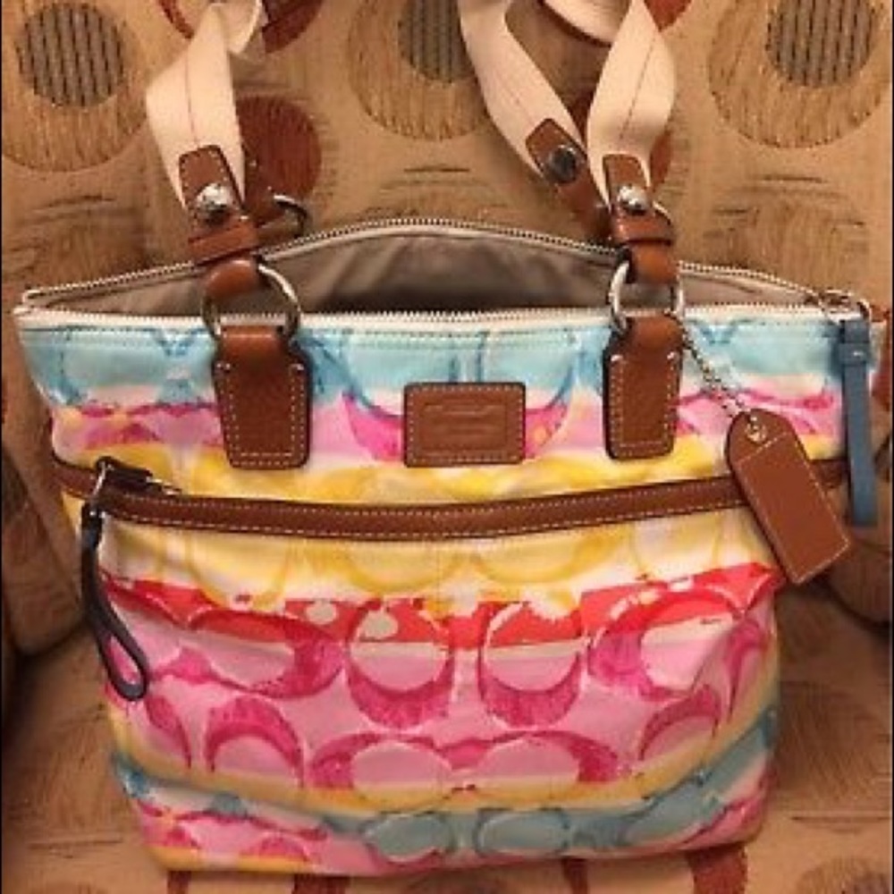 Coach C0985-11756 Hampton Weekend Rainbow Tote
