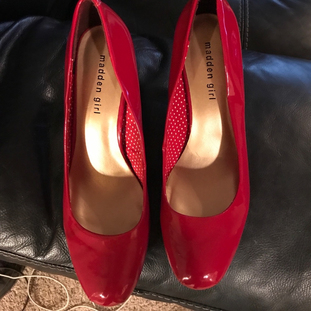 Steven madden heals