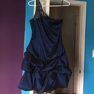 Prom/homecoming dress