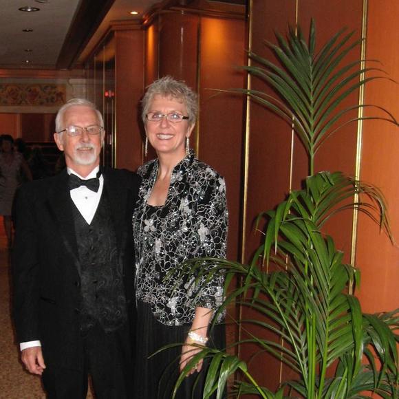 Meet your Posher, Lilianne - Picture 1 of 1