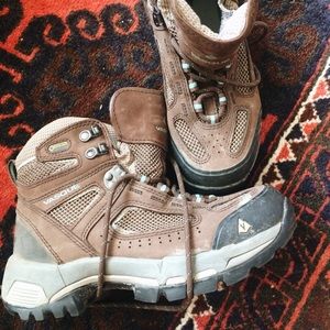 Vasque Backpacking Boots