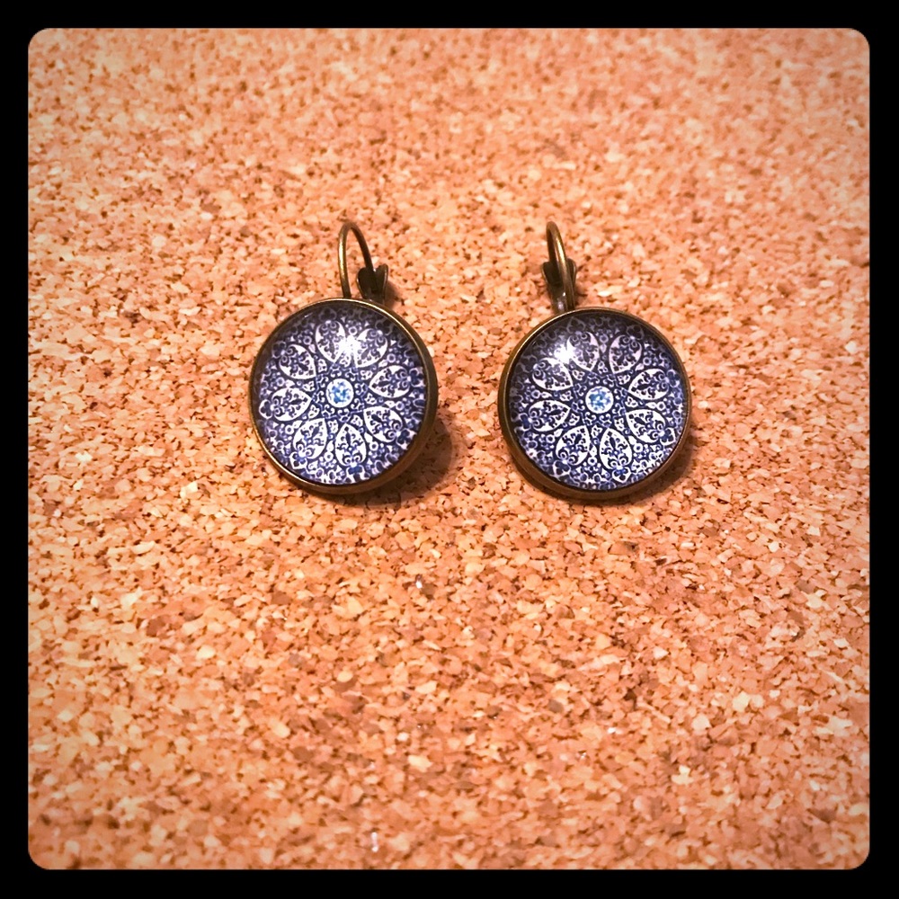 Circle drop earrings!
