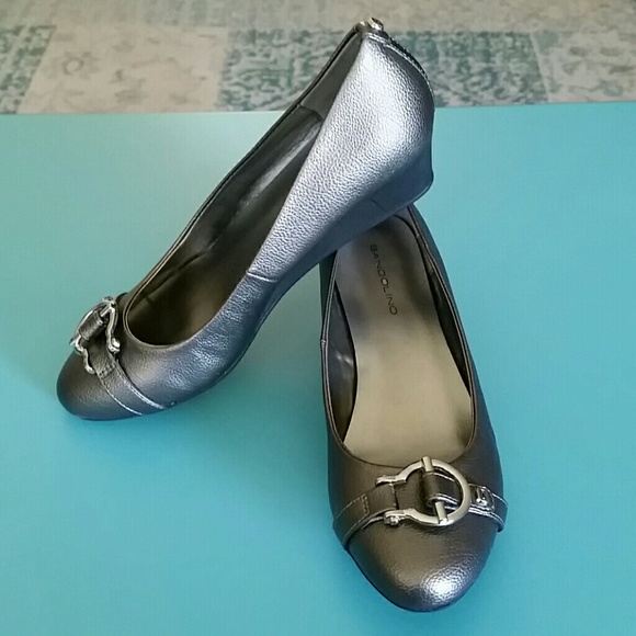 bandolino pewter shoes