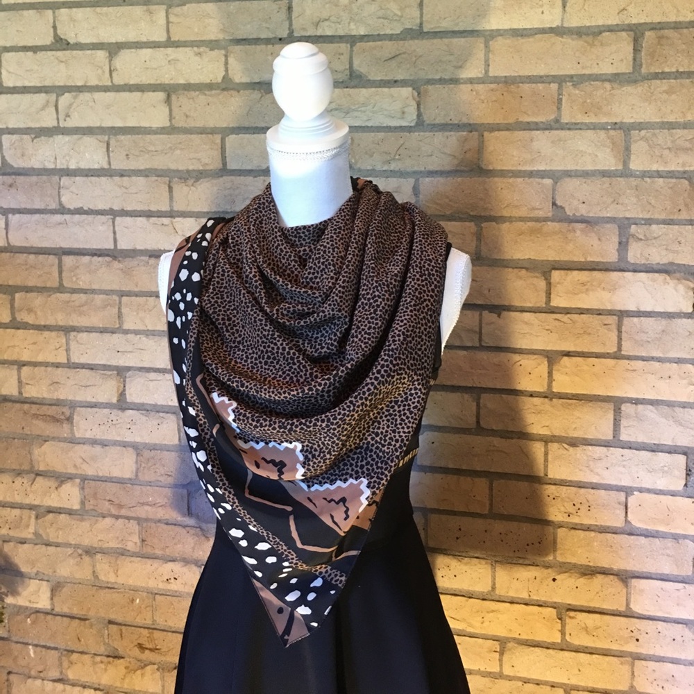 Leopard print / black square scarf $10