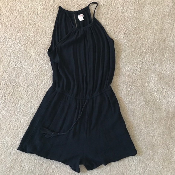 Cute black romper! Tassel tie & elastic waist - Picture 1 of 6