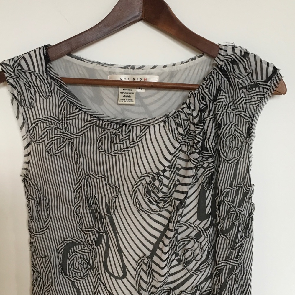 Max Studio shift dress, XS