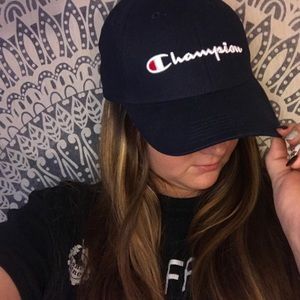 urban outfitters champion hat