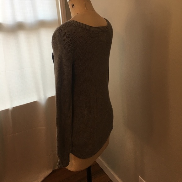 Grey sweater - Picture 2 of 2