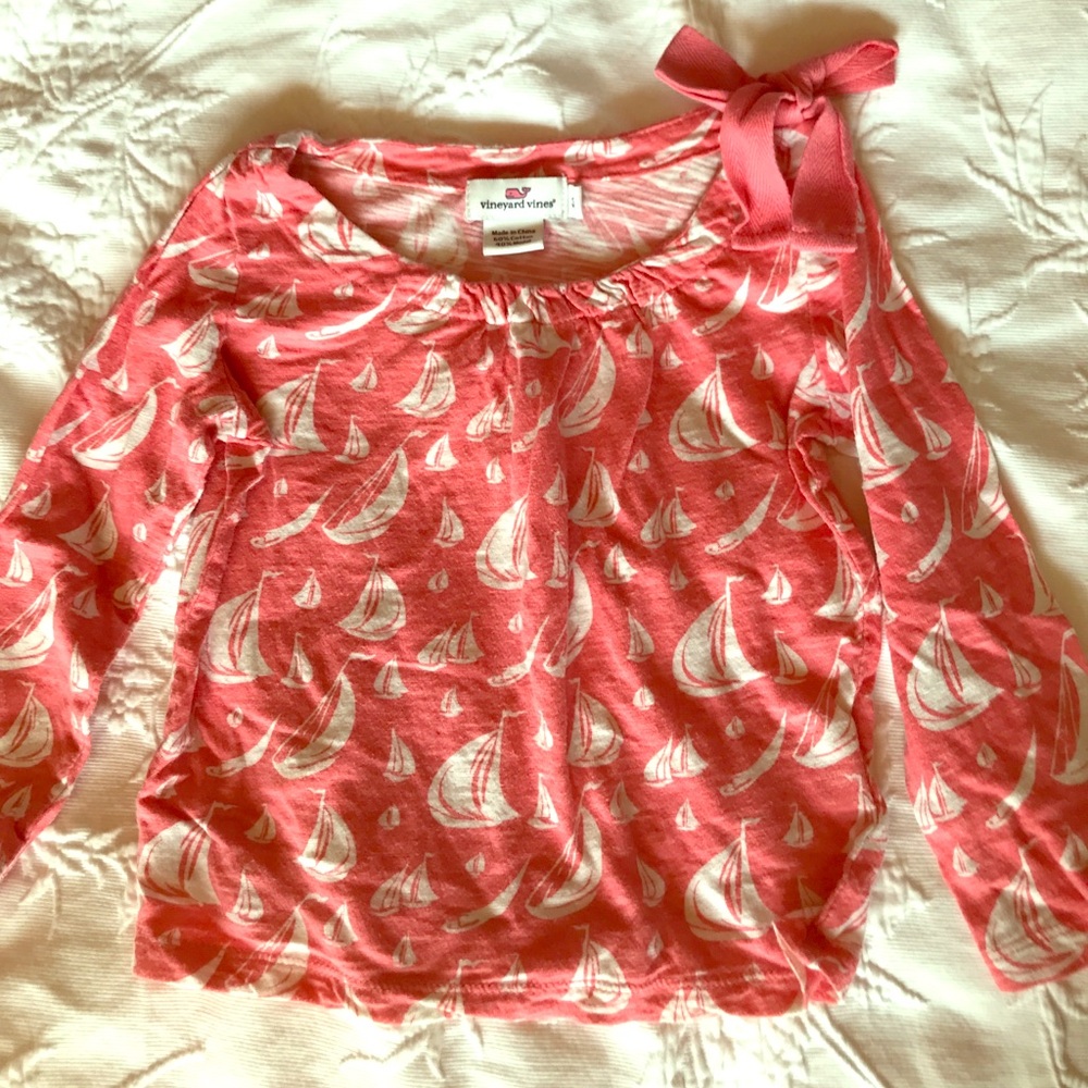 Darling nautical peach Vineyard Vines soft tee
