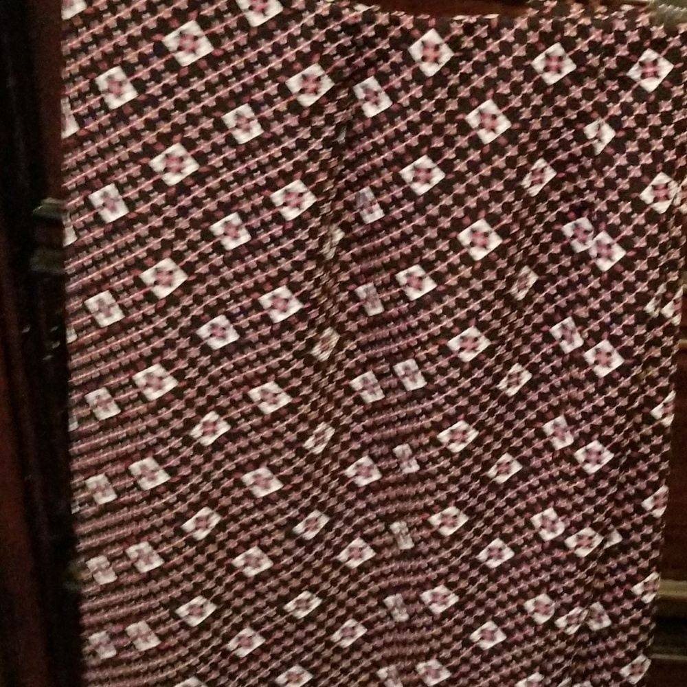 Printed pencil skirt