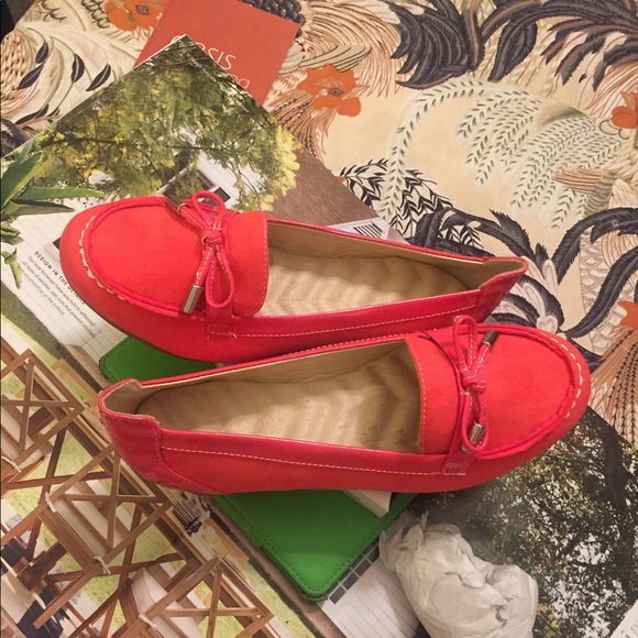 Avon Shoes 👟 - Picture 2 of 4