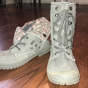 ROXY Canvas Studded Flip Down Boots